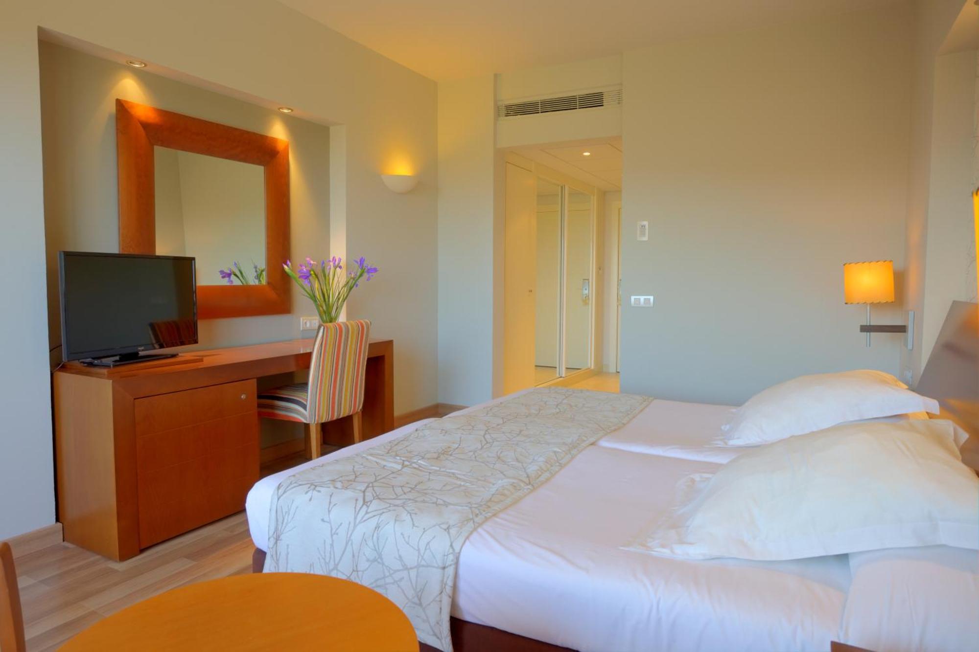 Twin Room Golf View